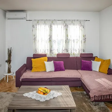 3 Bedroom In Appartamento *